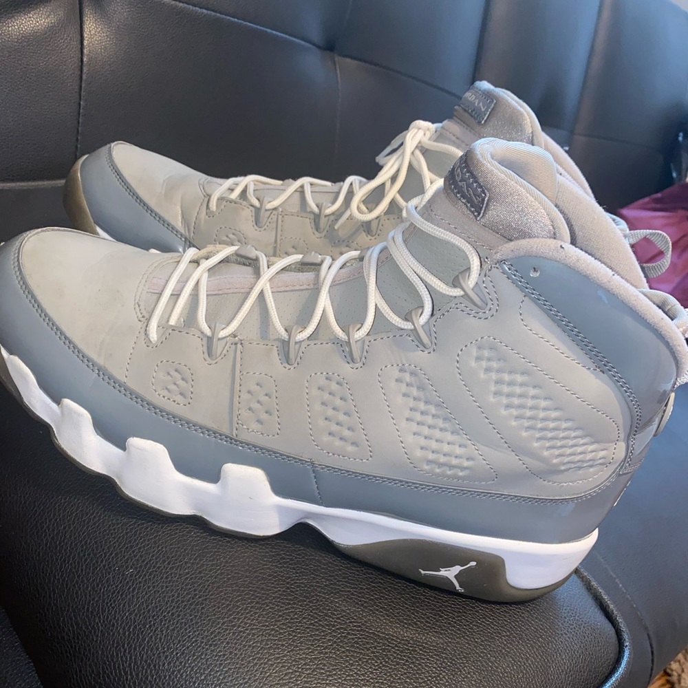 Air Jordan IX (9s)